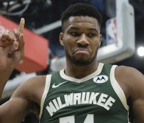 开云-字母哥迎来七赛季出色发挥，曼联观众热烈欢呼！